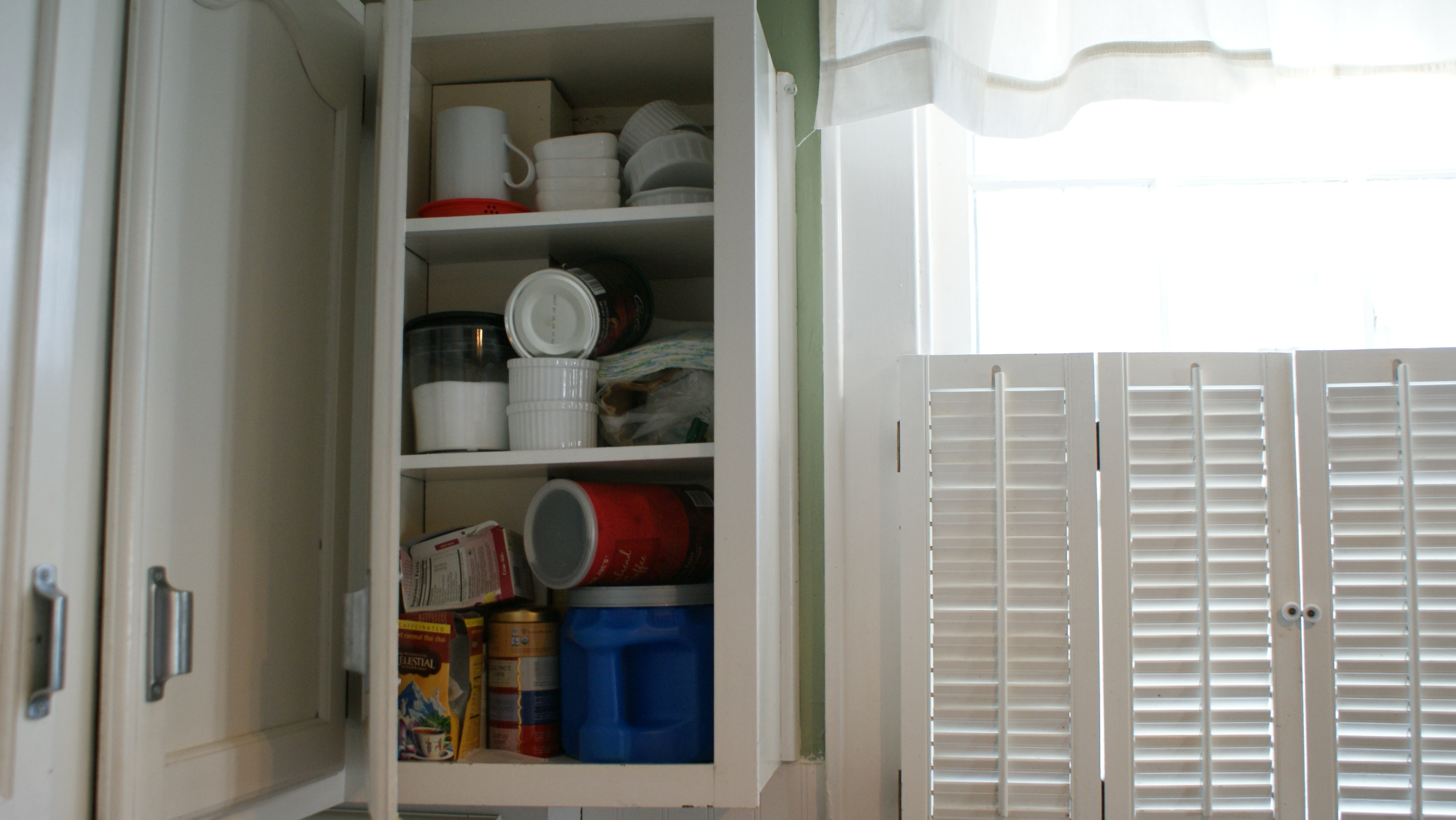 Nesting…the kitchen cupboards